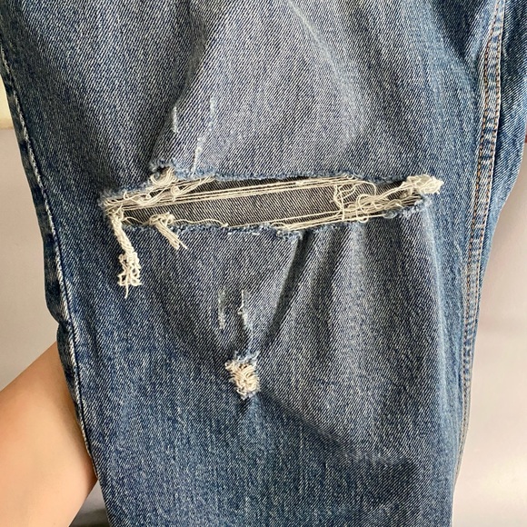 Abercrombie & Fitch Curve Love High Rise Mom Jean NWT - Picture 11 of 13